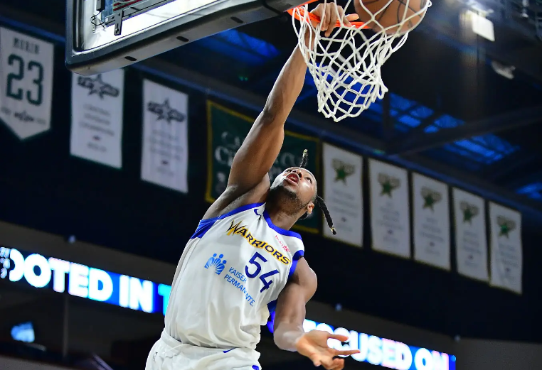 kaiyun-略显平淡了一些，前马刺内线在勇士二队需要打出更高的统治力？